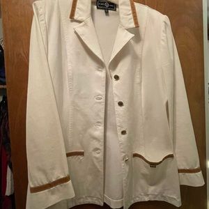 St John Sport crème jacket with camel trim. Size Small.